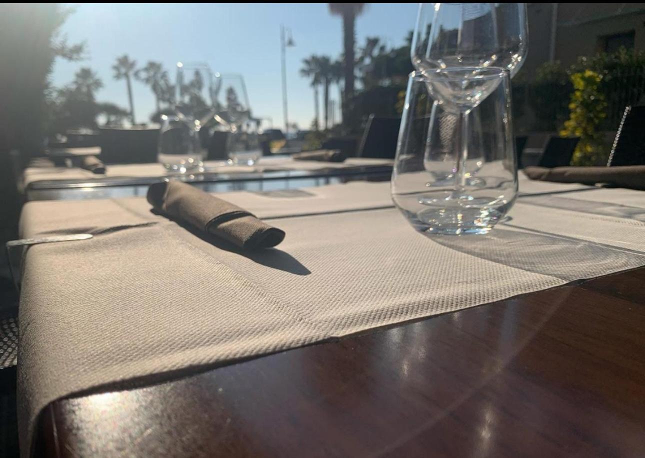צ'רבו Hotel Le Nereidi מראה חיצוני תמונה