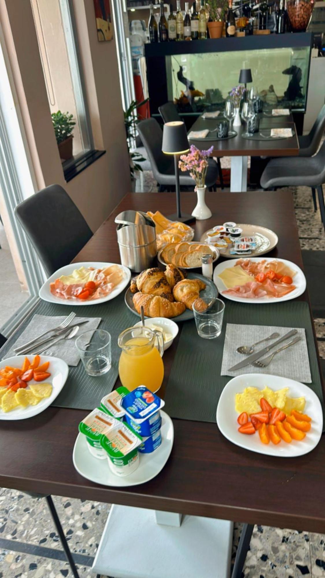 צ'רבו Hotel Le Nereidi מראה חיצוני תמונה